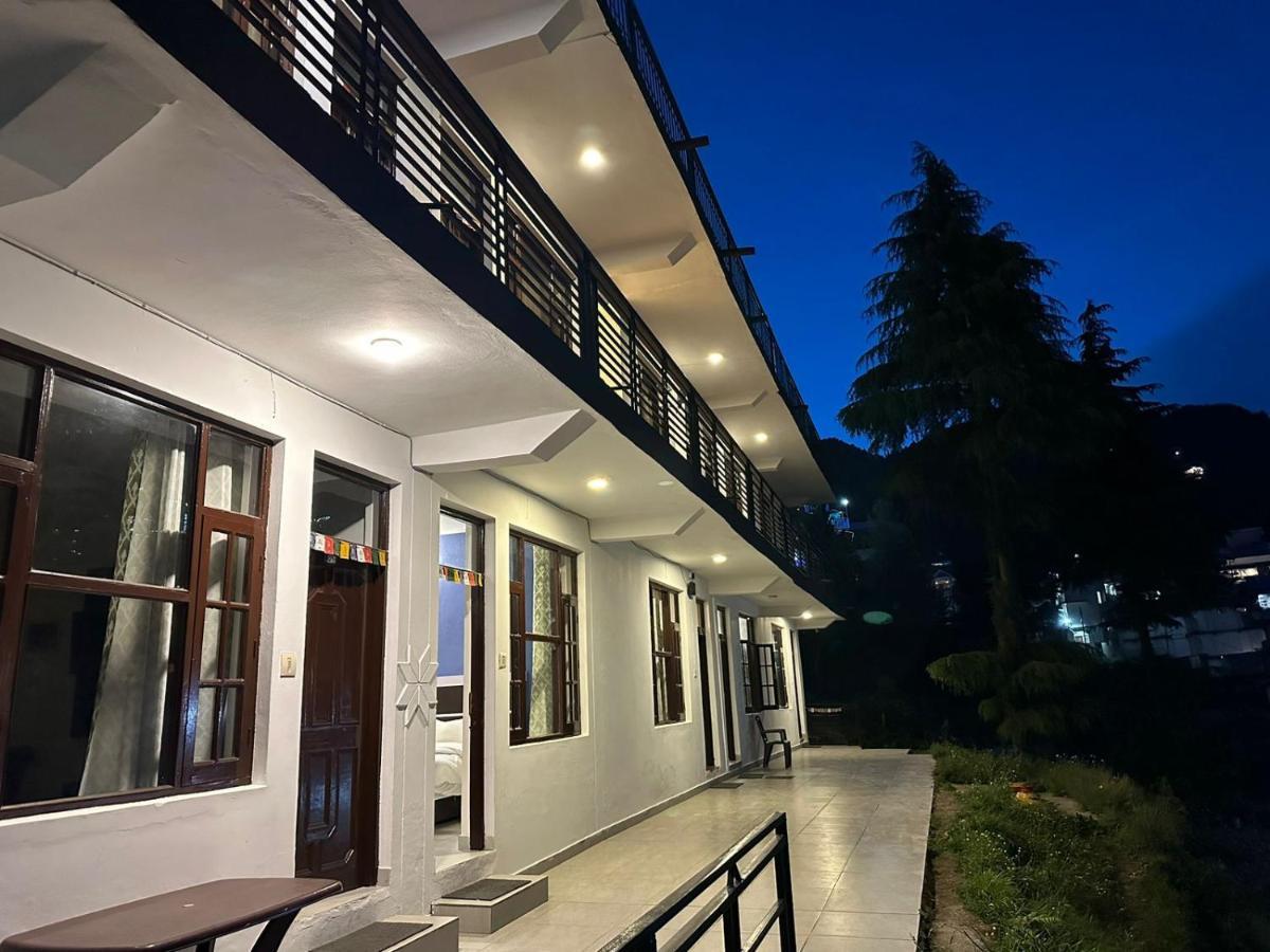 Hotel Mountain Vista Dharamshala Exterior foto
